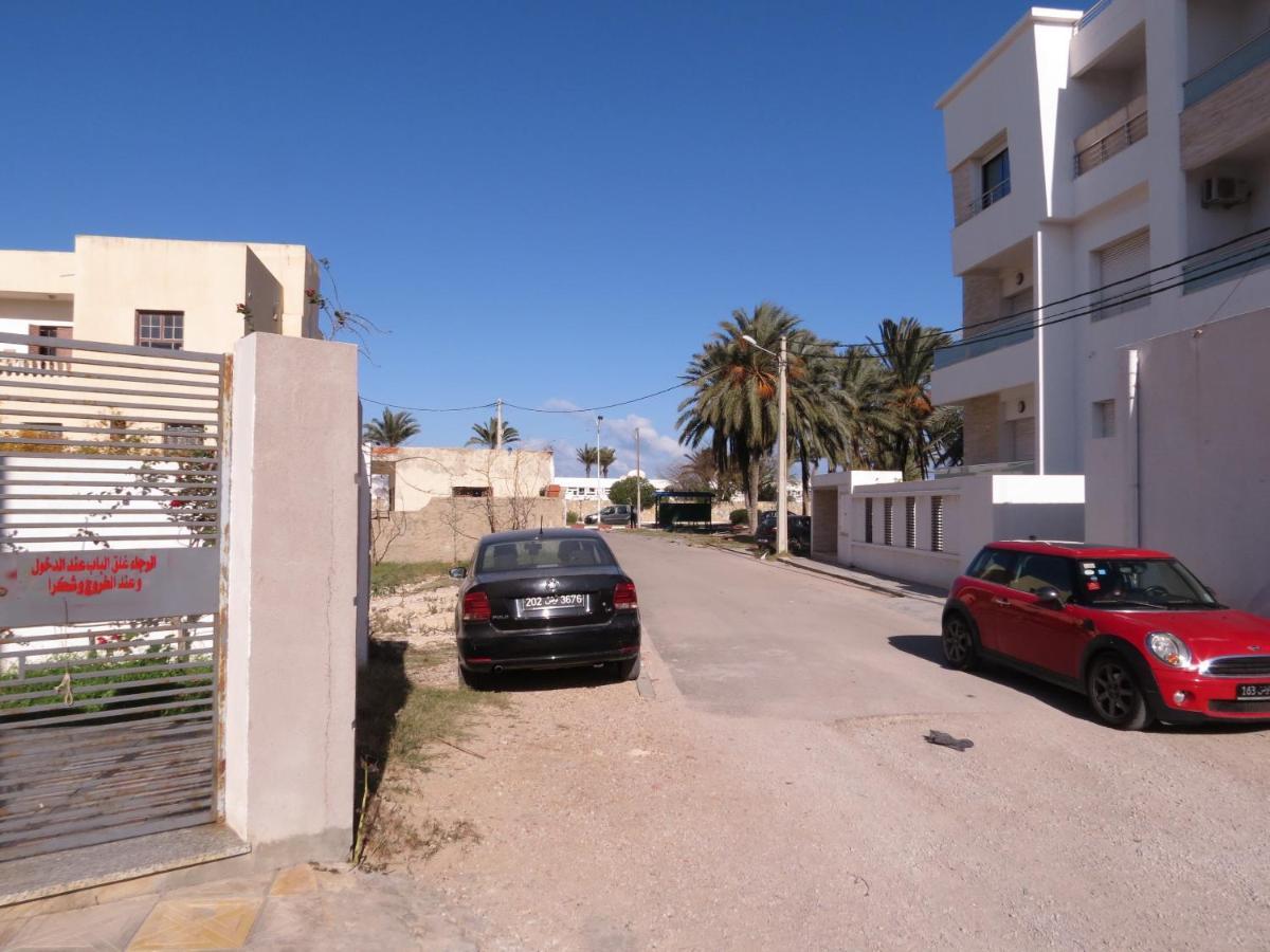Beautiful Appartment With A Glorious Sea View Монастир Экстерьер фото
